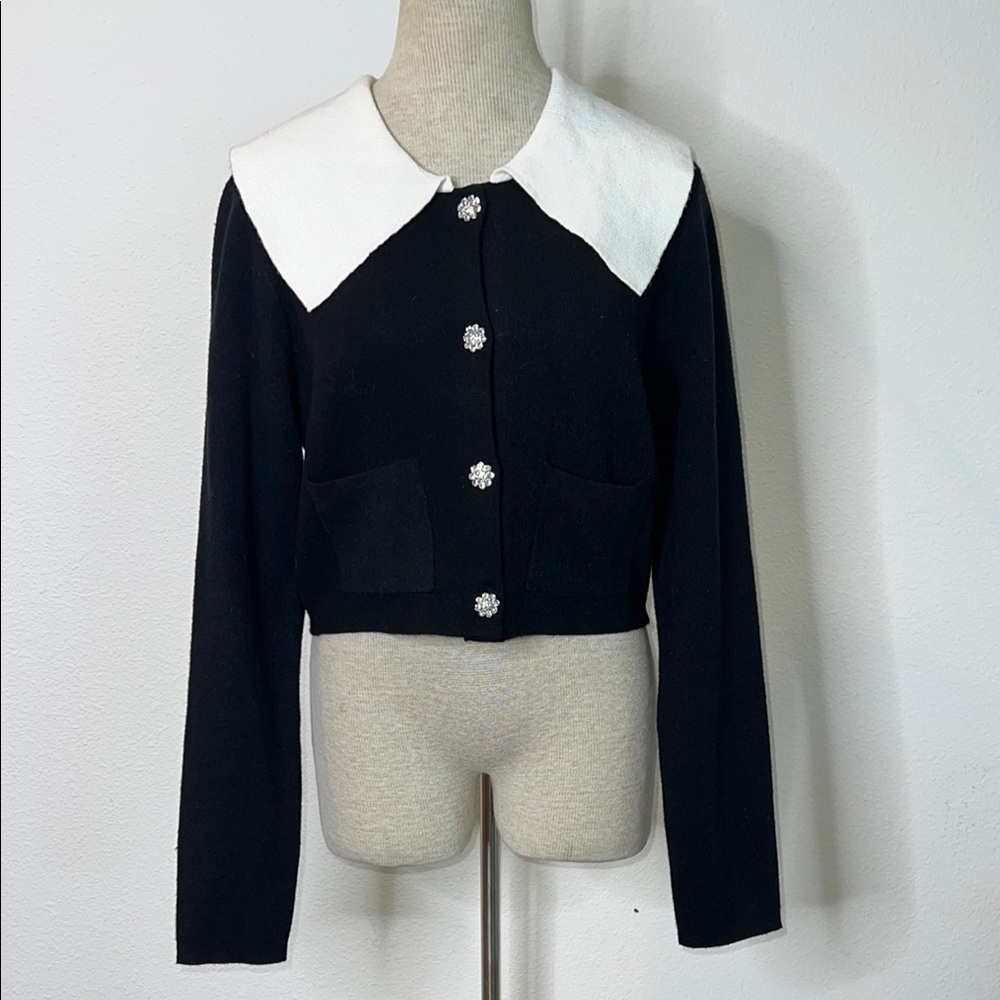 MABLE Black and White Big Collar Crop Cardigan with Crystal Flower Buttons